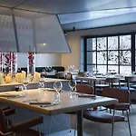 Hotel Heliopic & 4*