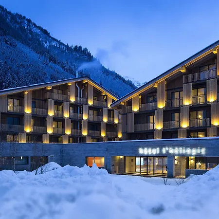 Szálloda Heliopic &